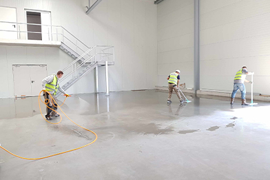 Nettoyage de fin de chantier par MCN Propreté, remise en état complète des sites après travaux à Gien et région Centre.